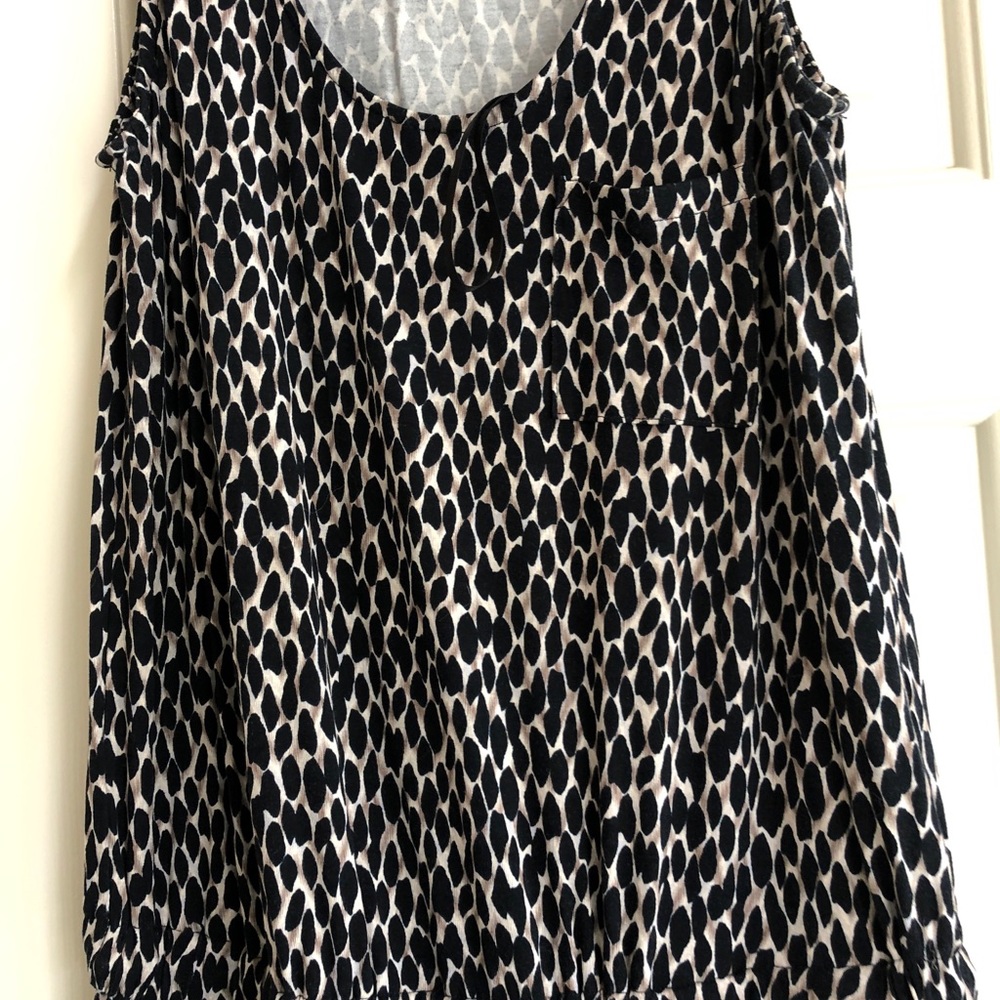 Jumper - Picture 2 of 2